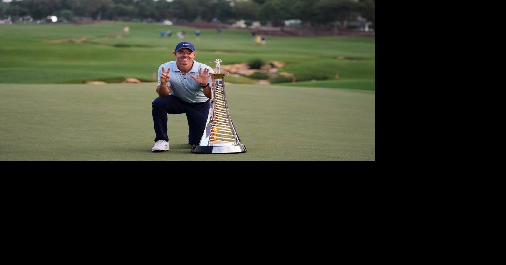 Ryan Fox is among the early leaders at the Australian PGA. Adam Scott is 1 stroke behind