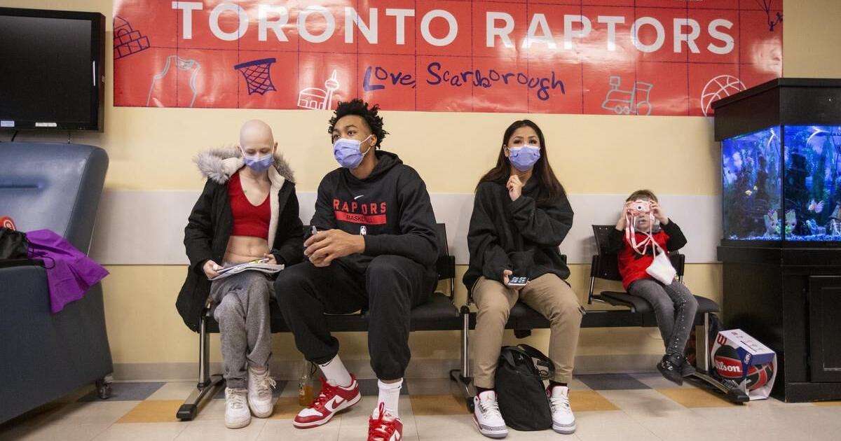 Mark Strong Raptors ‘Stay strong.’ Raptors get the message they’re there to give