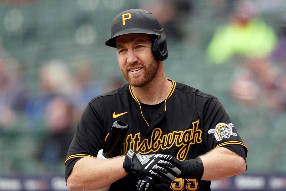 Todd Frazier: Team USA qualifies for Olympics with ex-Red's HR, 4 hits