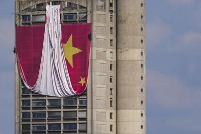 China's Xi begins Serbia visit on the 25th anniversary of NATO's bombing of the Chinese Embassy