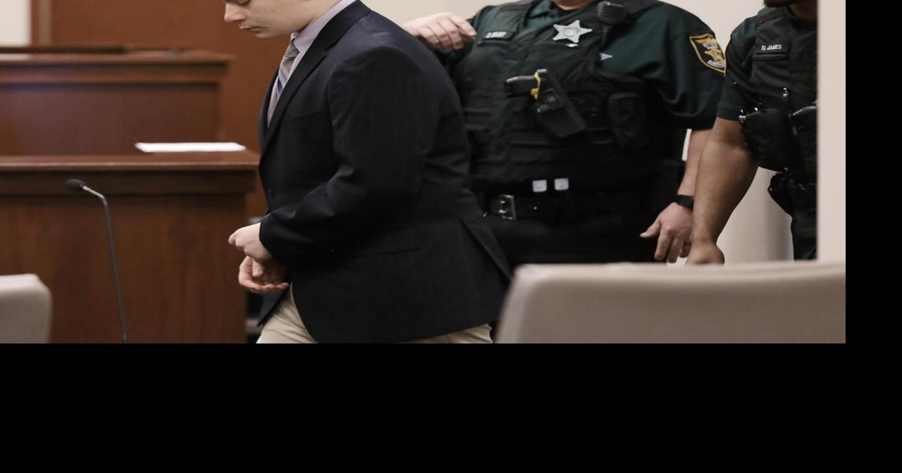 Florida teen pleads guilty to fatally stabbing classmate