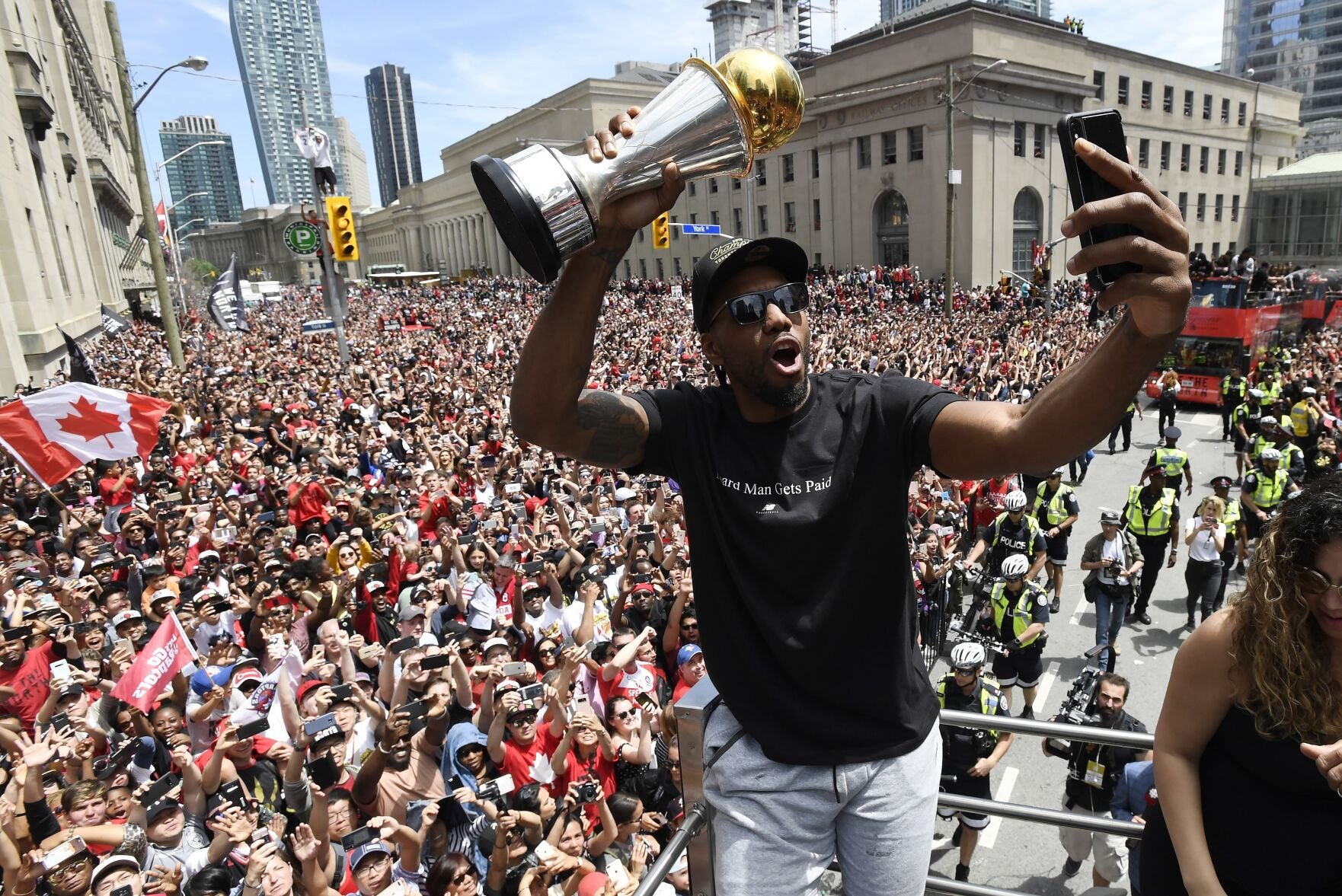 raps kawhi.JPG
