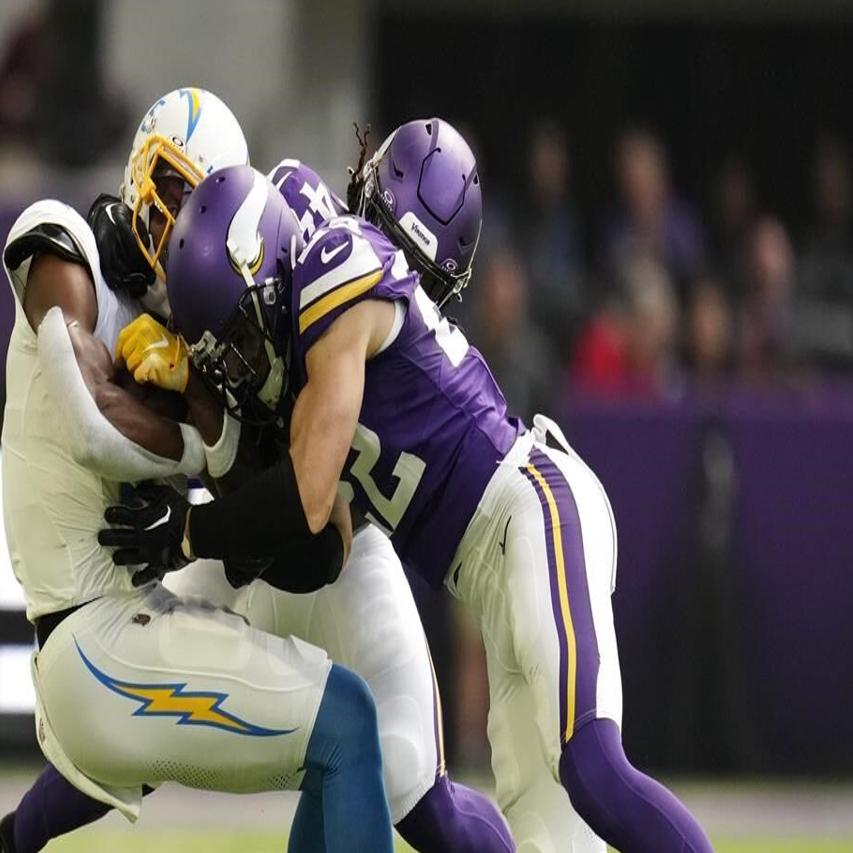 Safety Harrison Smith to remain with Vikings after agreeing to pay