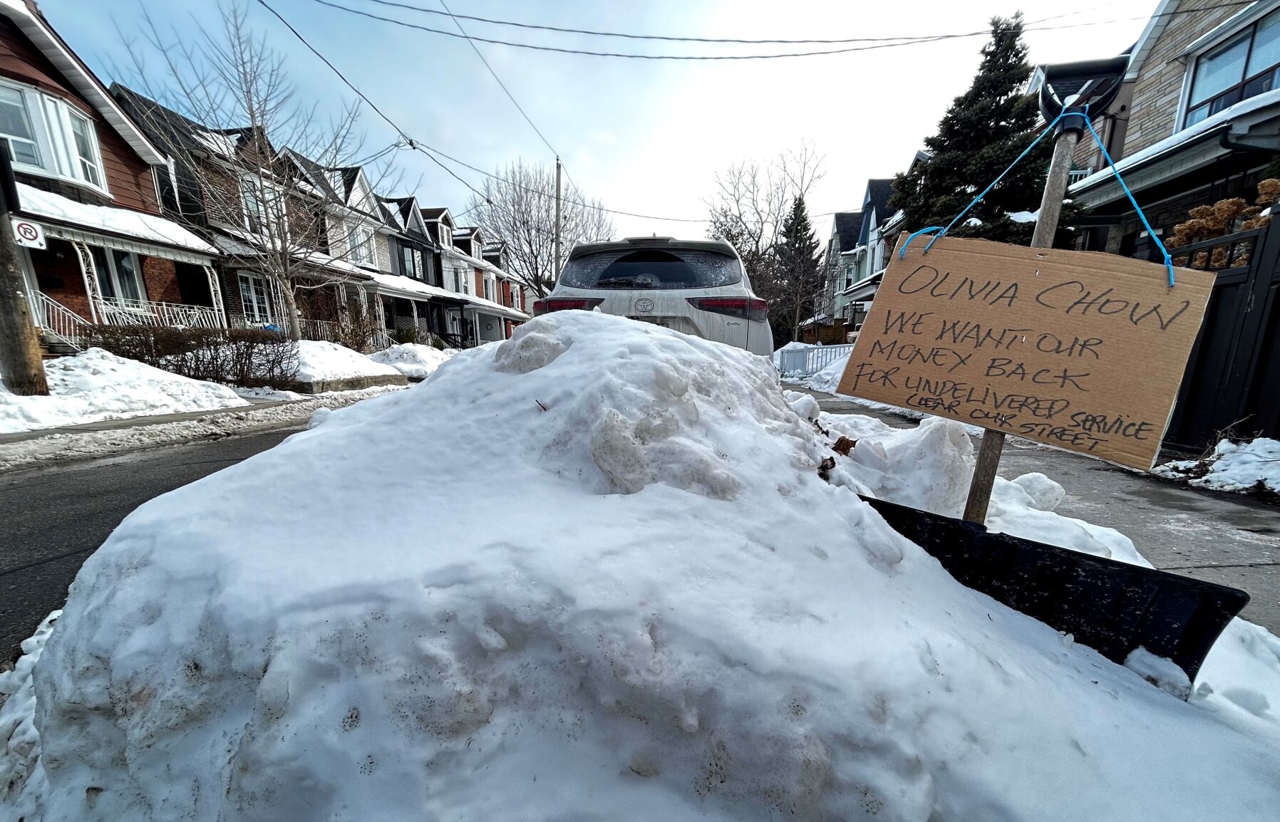 Snow Still Toronto angered by pace of snow removal, $2M parking fines