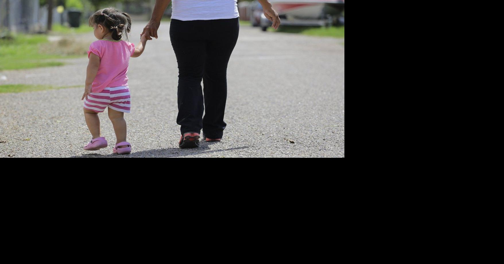 The Trump administration pushes again to restrict birthright citizenship. What does that mean?