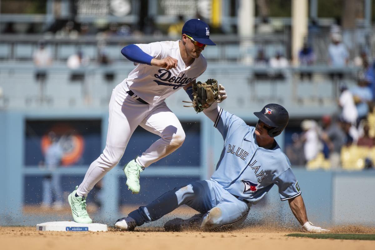 Toronto Blue Jays, Matt Chapman reach 2-year, $25 million