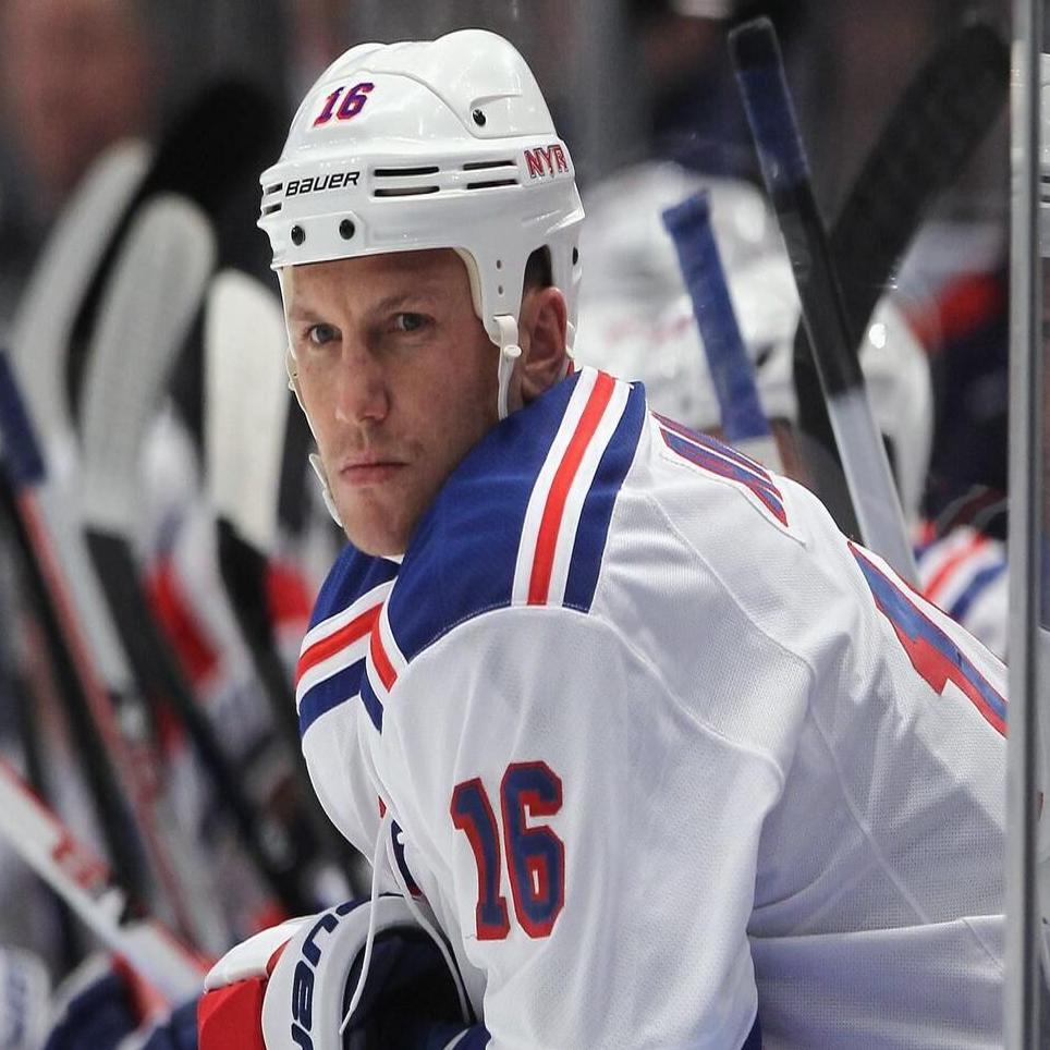Ex-Ranger Sean Avery in court for ramming scooter into car