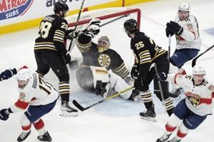 Panthers overpower Bruins 6-2, take 2-1 series lead