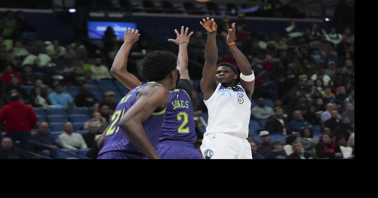 Anthony Edwards scores 32 and the Timberwolves top the Pelicans 104-97 in Zion Williamson's return