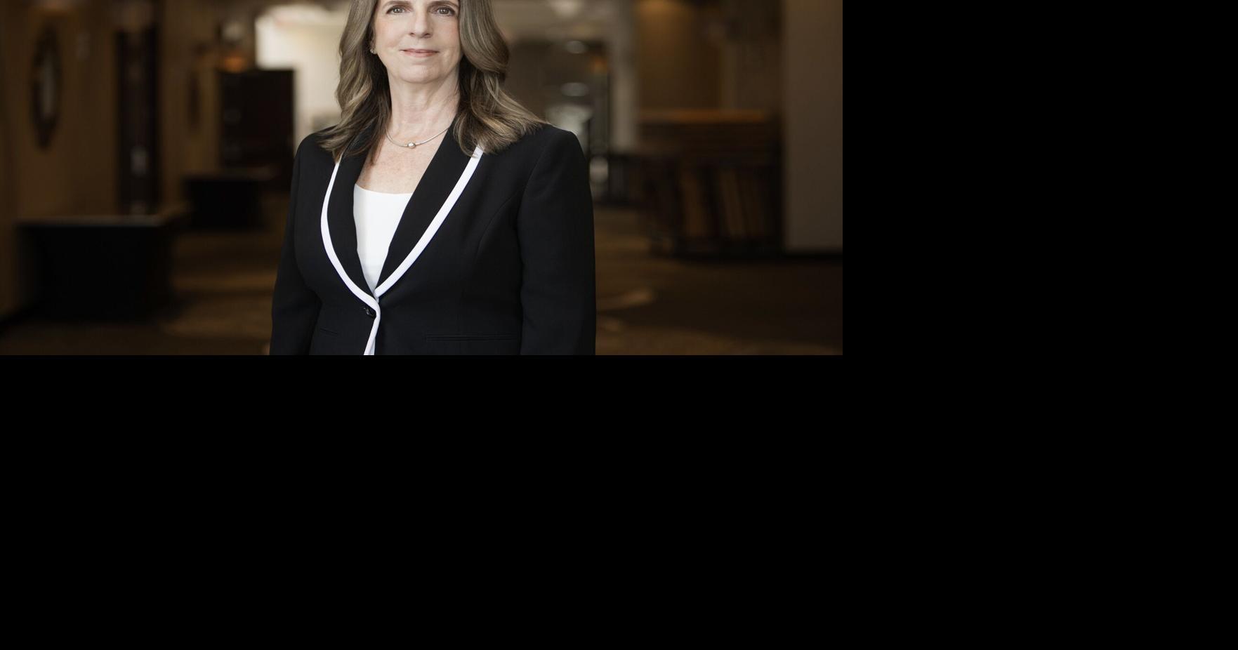 CEO of Ontario real estate regulator out in wake of iPro scandal, as agents left waiting for missing commissions