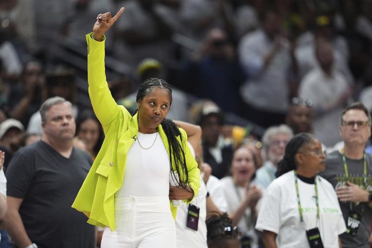 Seattle Storm announce that Noelle Quinn will not return as coach