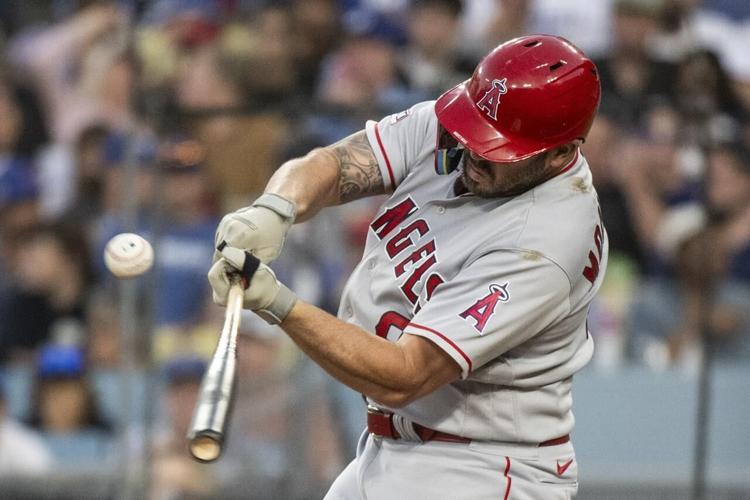 Shocking! Neto'S Leadoff Performance Against Dodgers Leaves Fans Speechless! - r6cnmrp