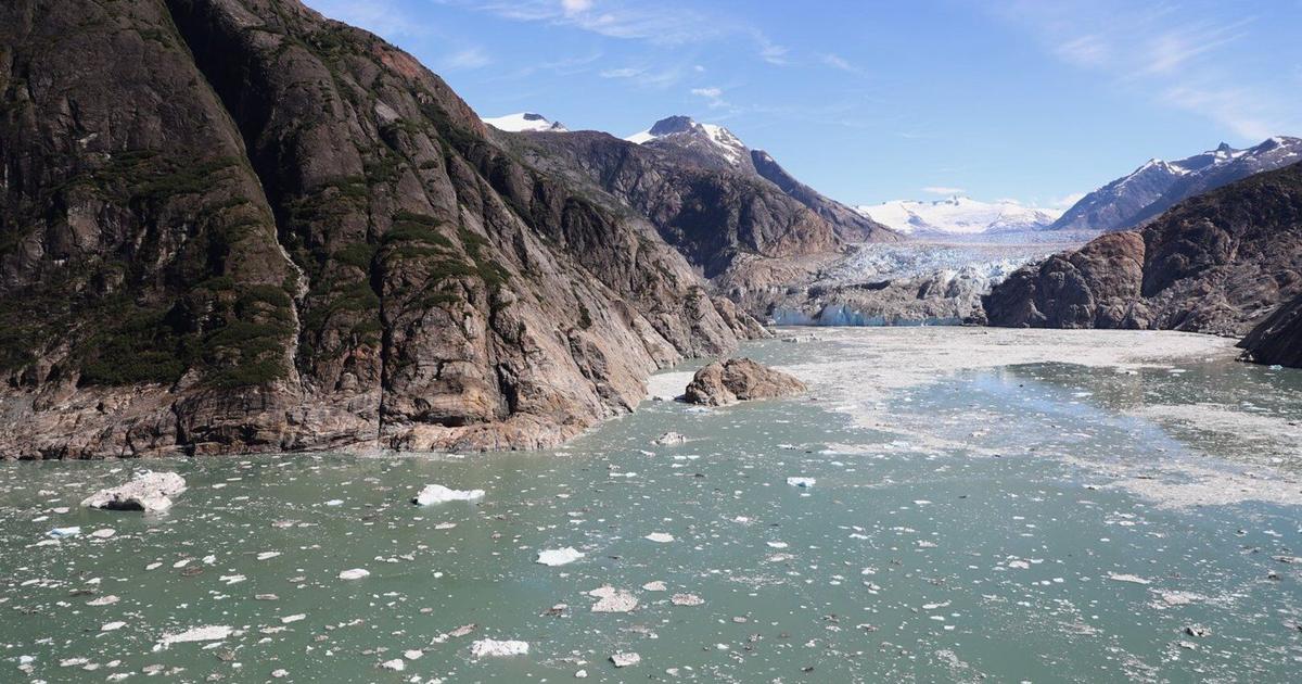 Cruise Lines Skip Alaskaâs Tracy Arm Fjord