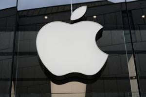 New Apple CEO to unveil latest iPhone lineup