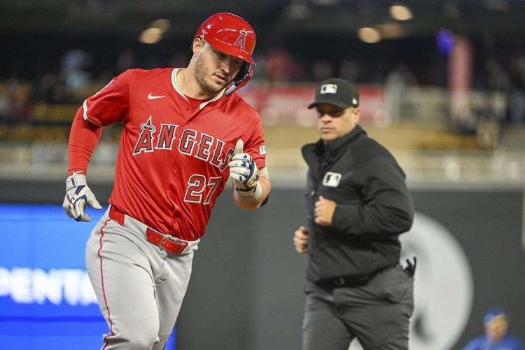 Mike Trout resumes swinging, plans return to running soon in his recovery from knee bone bruise