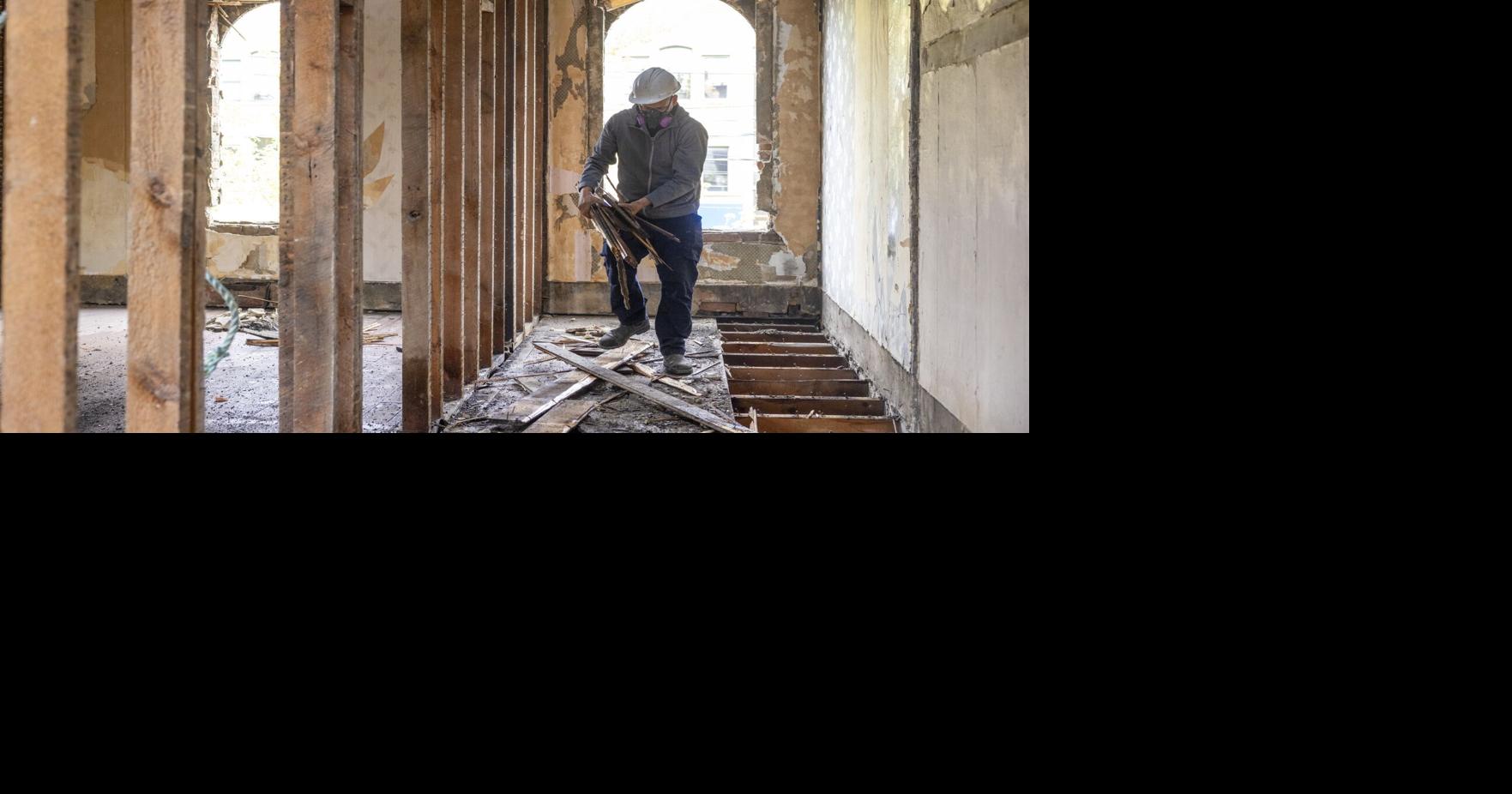 Tearing down this Trinity-Bellwoods house by hand cost ,000 more than bulldozing it. Here's why the city did it anyway