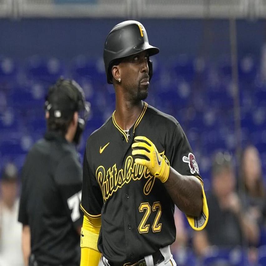 AP source: OF Andrew McCutchen returning to Pirates on one-year deal