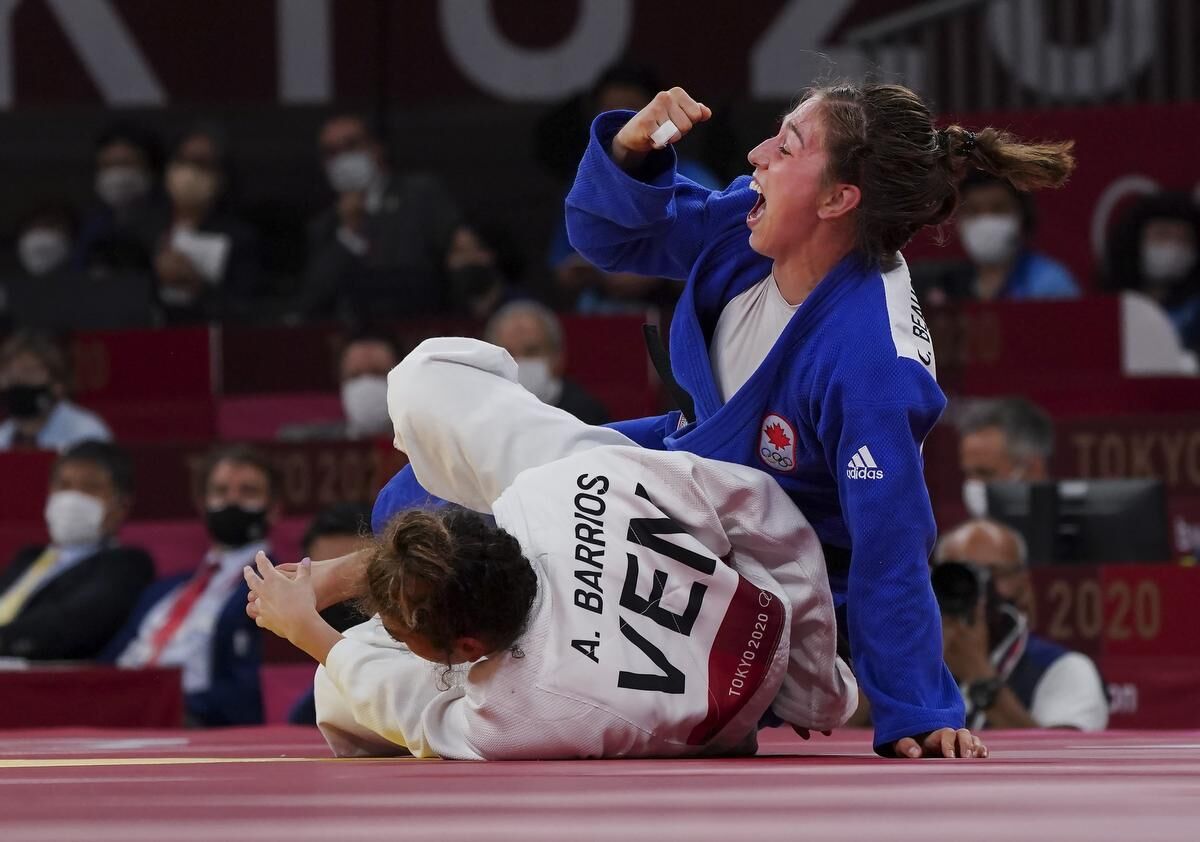 Watch Canadas Catherine Beauchemin-Pinard wins bronze in judo in Tokyo