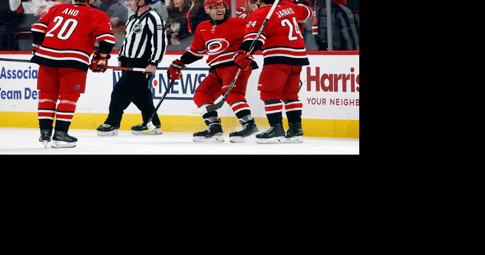 Ehlers’ hat trick leads Hurricanes to 9-1 rout of Panthers