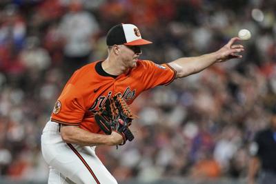 An out from being no-hit, the Orioles stun the Dodgers with 4 runs in the 9th to win 4-3