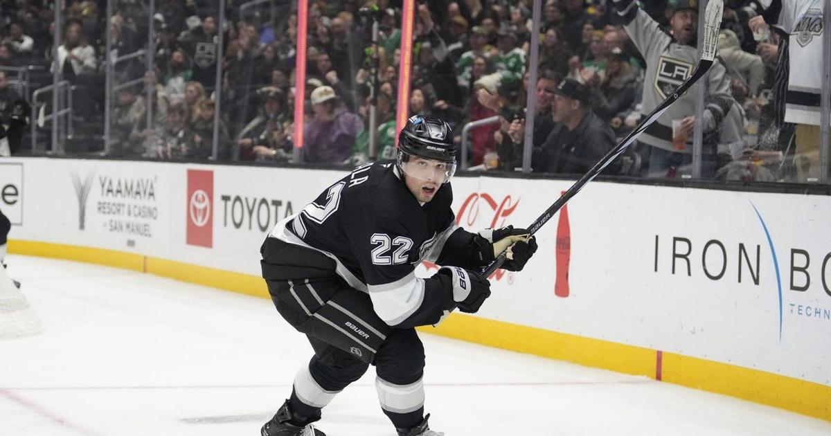 Fiala continues hot streak and Kings beat Stars 5-4 in shootout