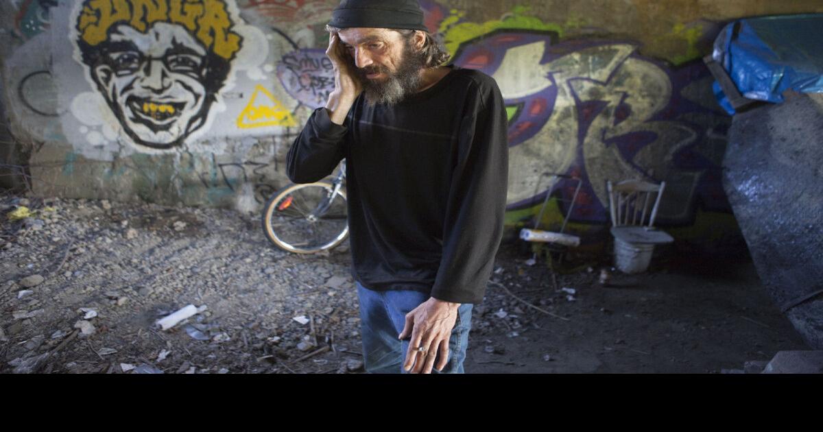 Mental health: 'No excuses’ for letting people fall through cracks