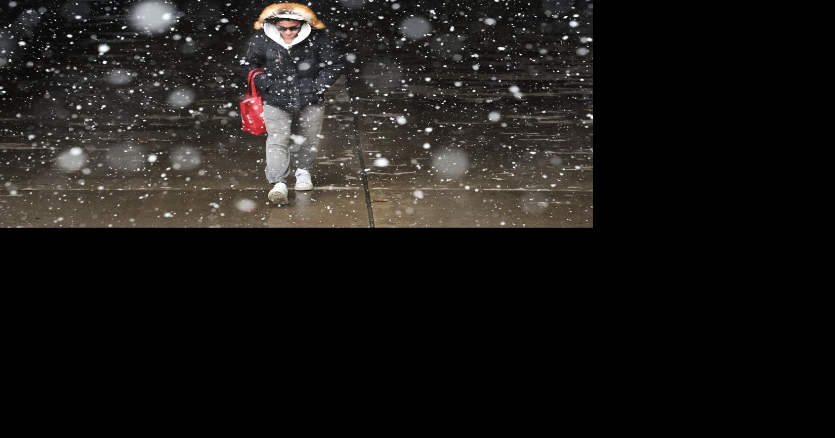 A special weather advisory for the city calls for up to 10 centimetres of snowfall to begin late Saturday and into Sunday.