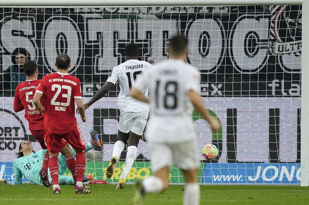 Bayern Loses At Gladbach 3-2 In Another Bundesliga Setback