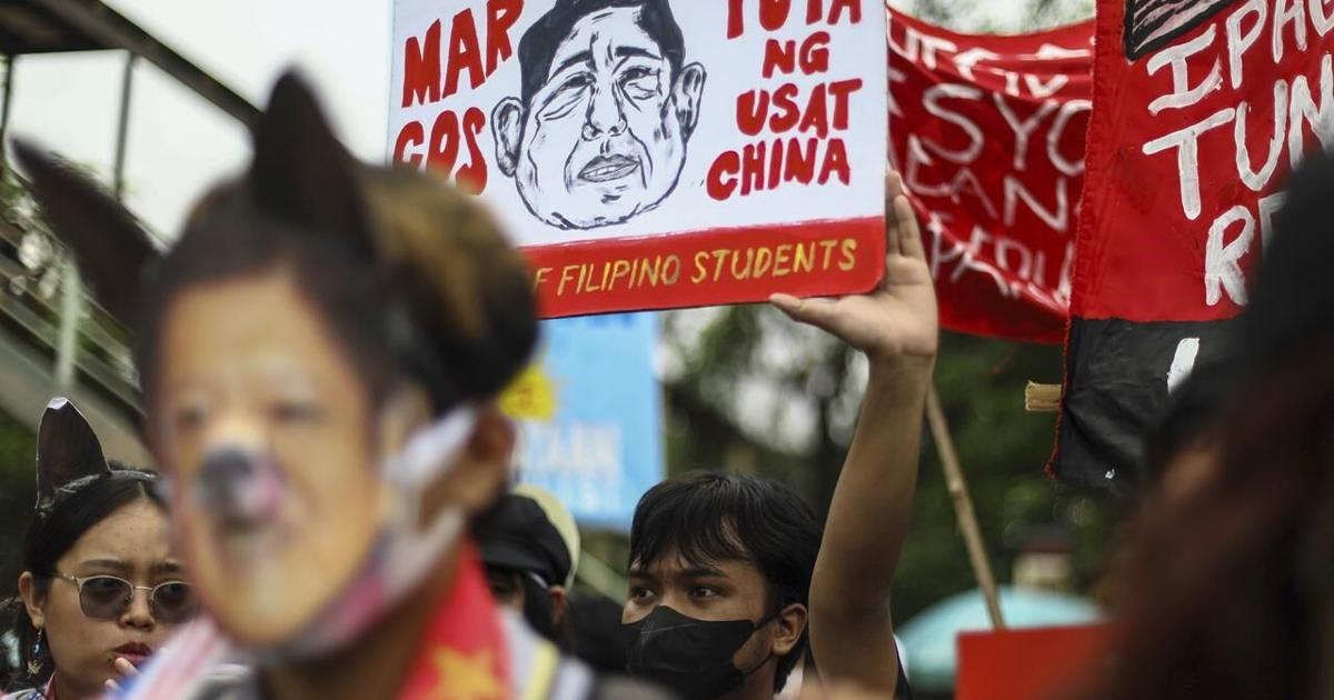 Philippine President Vows To Defend Territory Announces Amnesty For Philippine President Vows To Defend Territory Announces Amnesty For