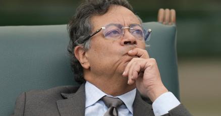 Colombian president calls for referendum on health and labor ...