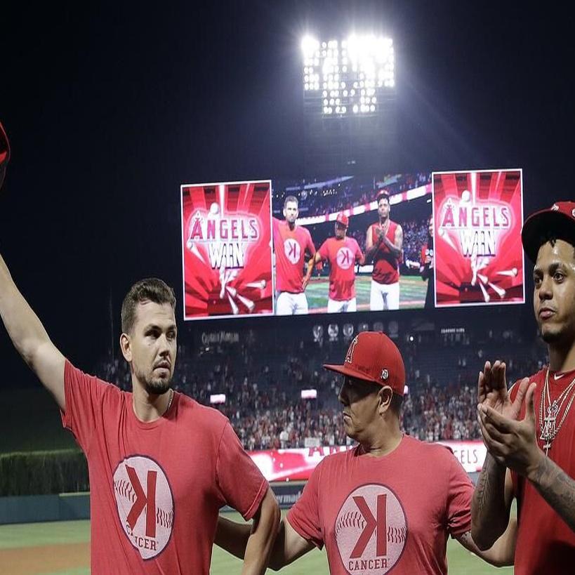 Angels lay Tyler Skaggs jerseys on mound after combined no-hitter