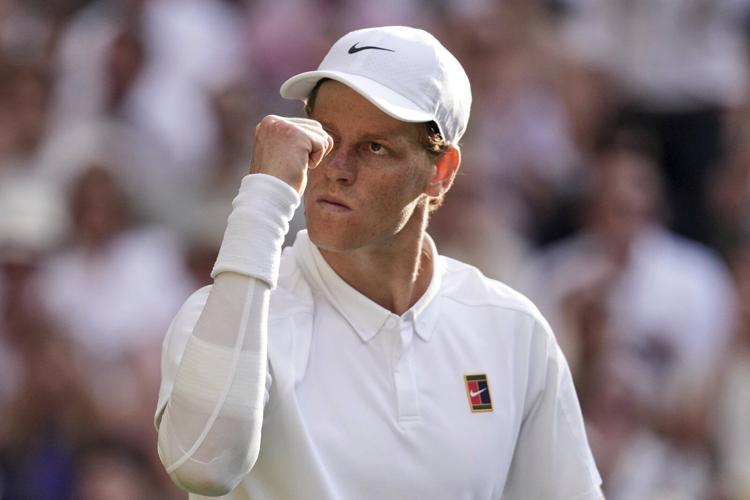 Jannik Sinner beats 2-time defending champion Carlos Alcaraz to win his first Wimbledon title