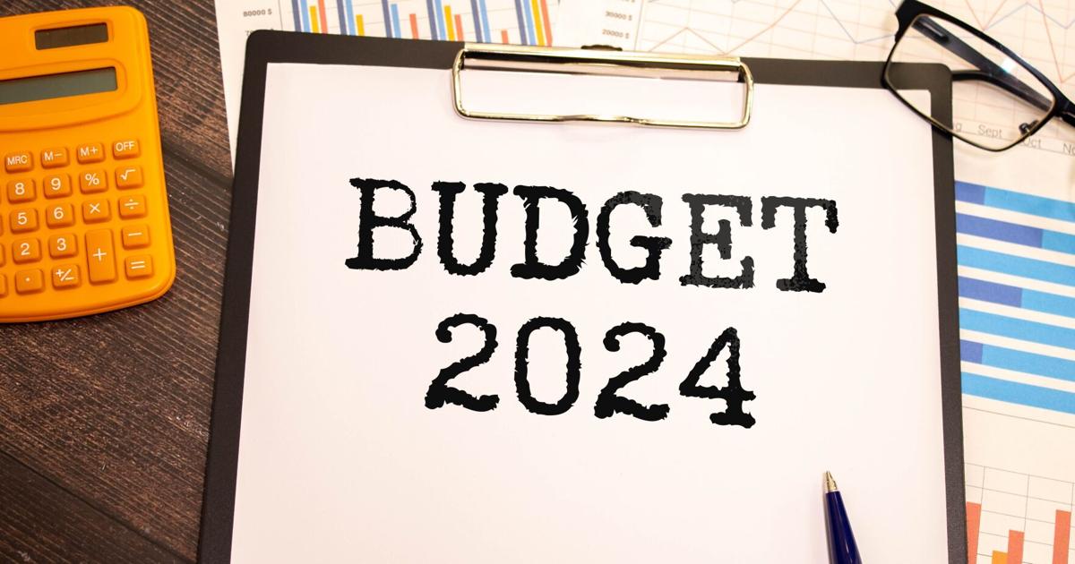 Money Resolution Money resolutions you must make — and what financial pros do