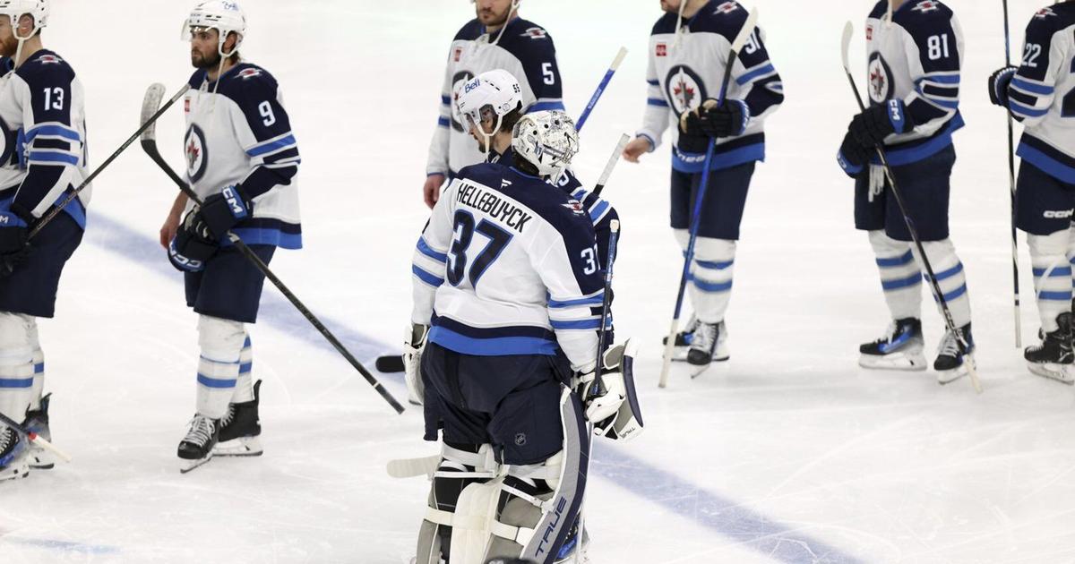 Jets will grow stronger after emotionally challenging end to season: Hellebuyck