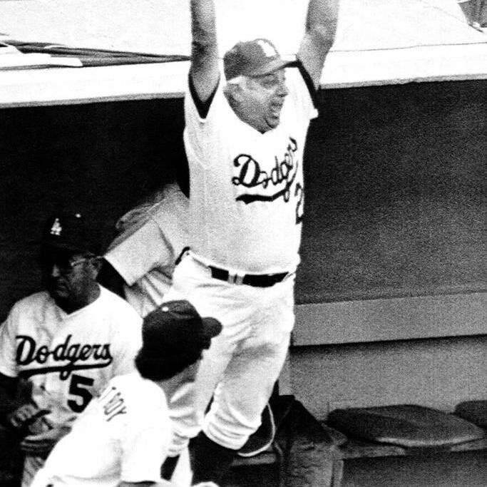 Hall of Fame Manager Tommy Lasorda Dies at 93 - WSJ