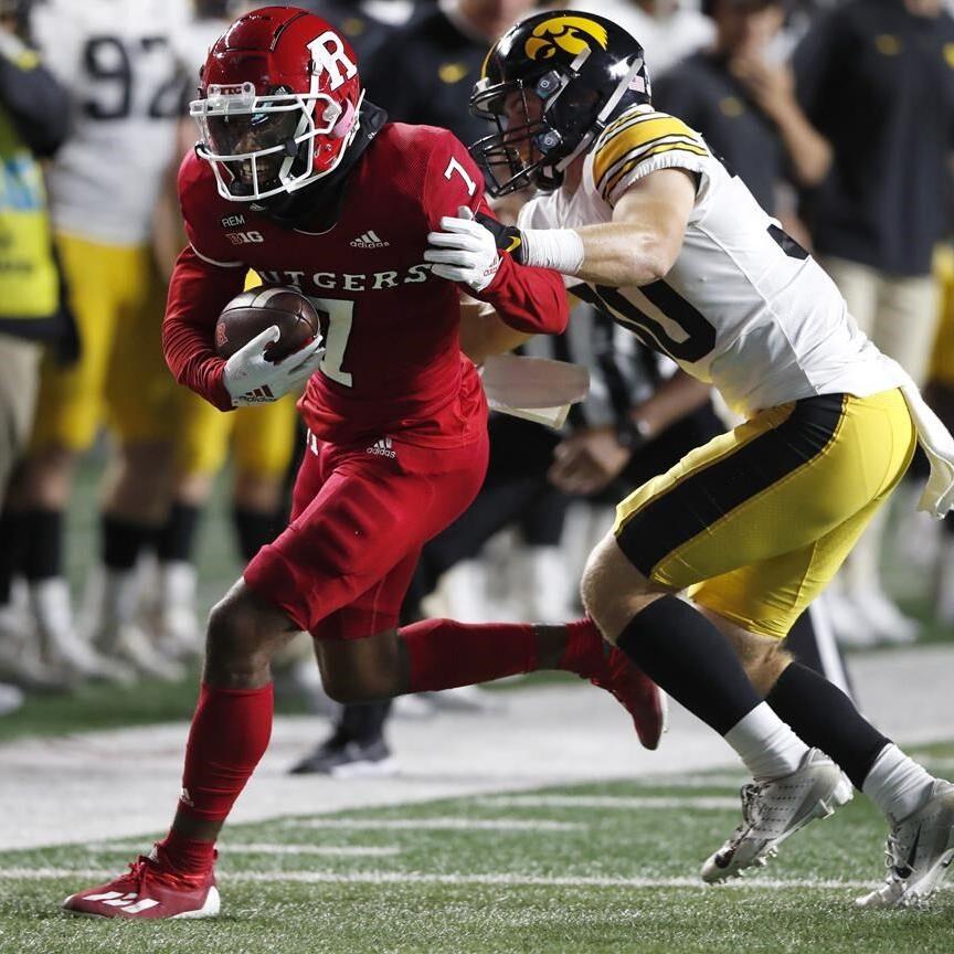 Iowa defense scores twice, Hawkeyes beat Rutgers 27-10