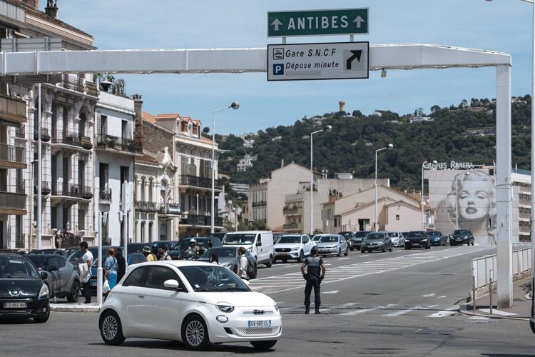 Suspected arson causes a second major power outage in south of France