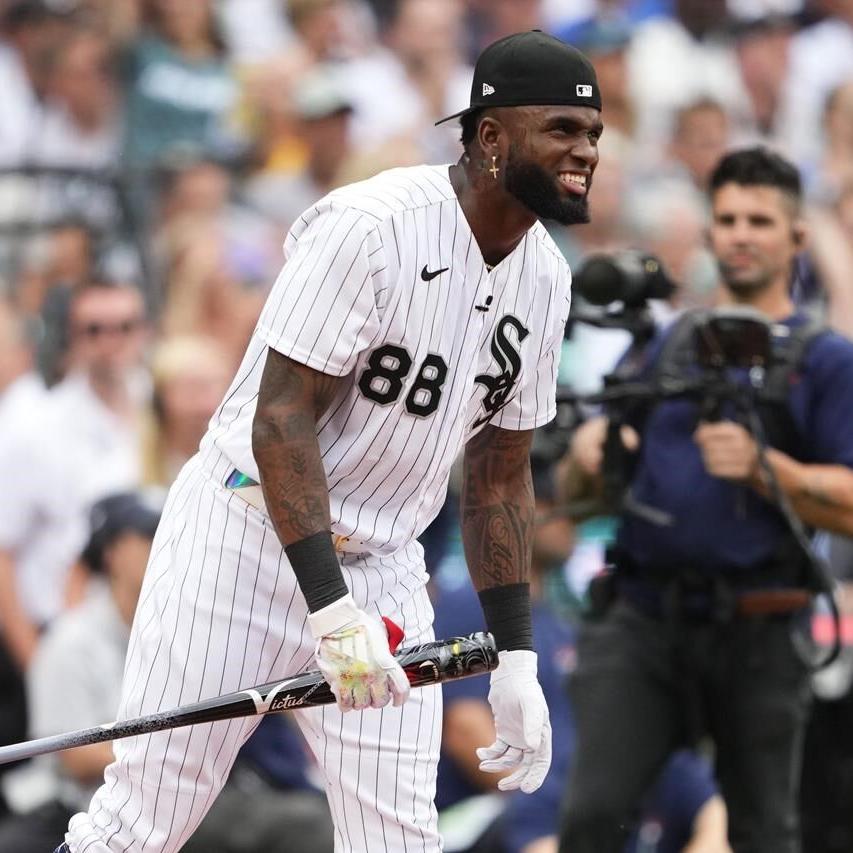 White Sox slugger Luis Robert Jr. out of All-Star Game due to calf  tightness - The San Diego Union-Tribune