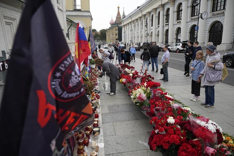 Russian mercenary boss Yevgeny Prigozhin is buried in private, ending ...