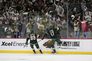 Kaprizov scores 2 power-play goals to help the Wild beat Vegas 5-2 for a 2-1 series lead