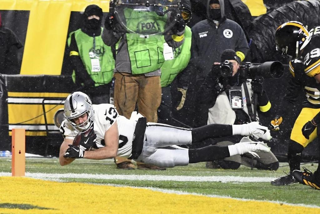 Steelers honor Franco Harris by rallying past Raiders 13-10 - The San Diego  Union-Tribune