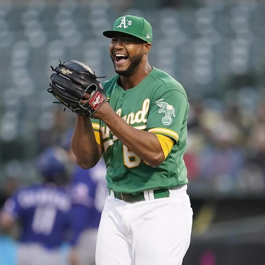 A's benefit from Rangers' defense, win 3-1 for 3rd straight