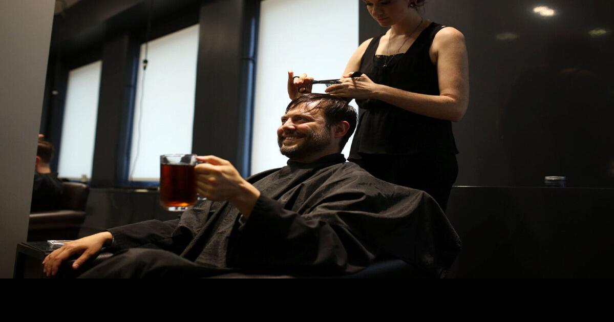 Men's grooming club offers subscriptionbased service for an annual fee