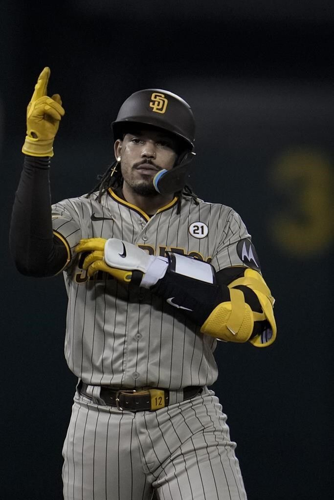 Fernando Tatis Jr. homers, drives in 3 runs as Padres beat A's 8-3 in Bob  Melvin's return