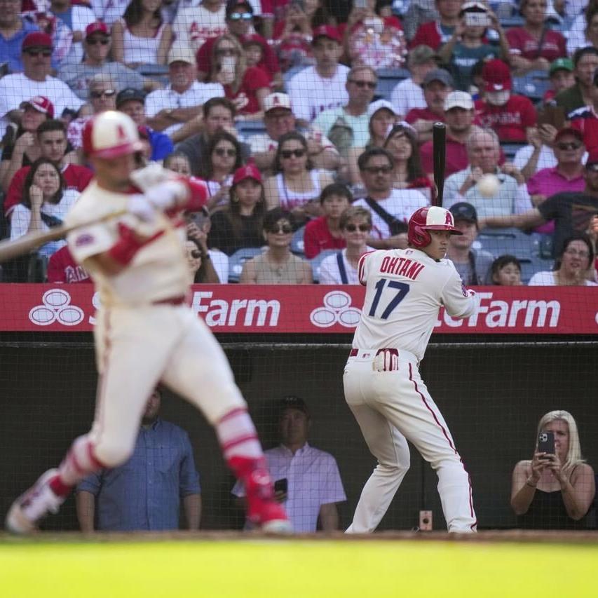 Astros go deep 5 time to rally for 9-8 win over Angels despite