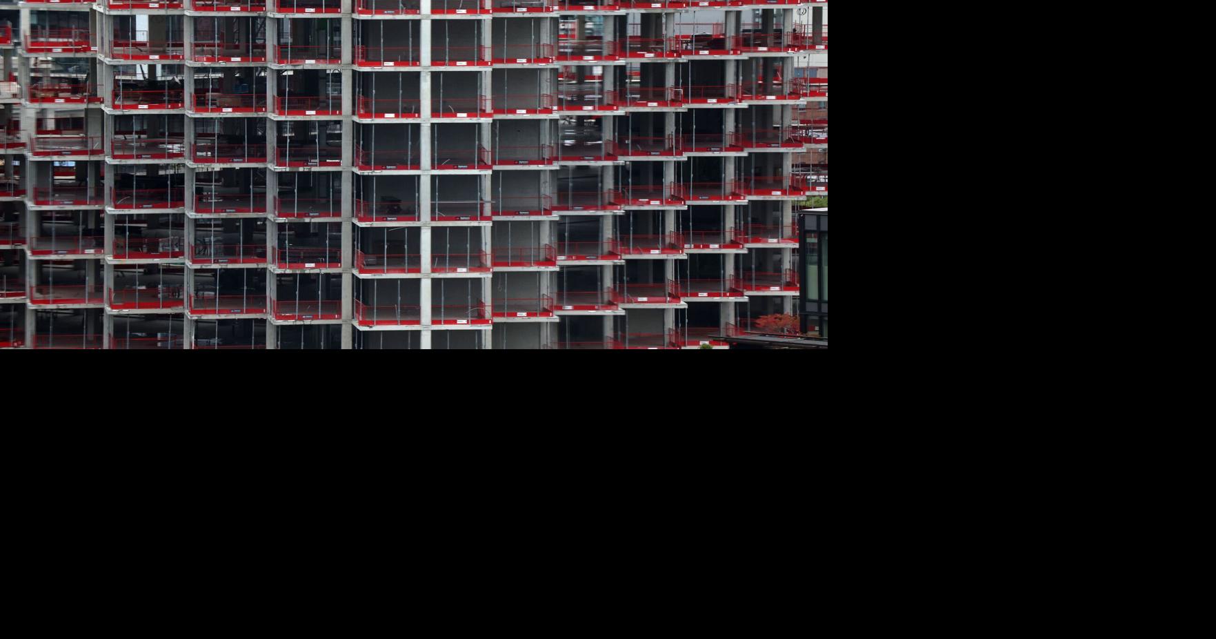 Condo industry expects worst year on record — with only 165 new condos selling in Toronto area last month