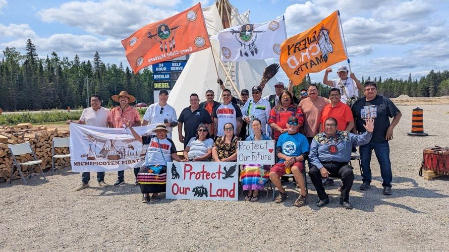 Ontario First Nation slowed down traffic on Trans-Canada Highway over mining laws