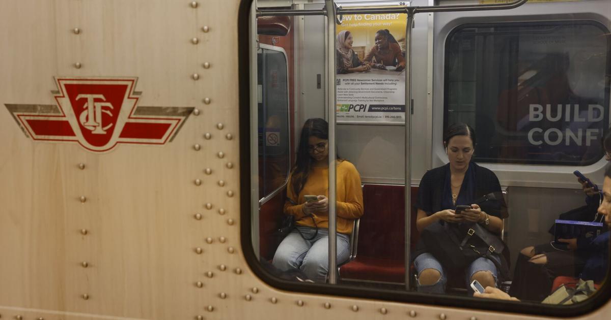TTC briefly shuts down two entire subway lines