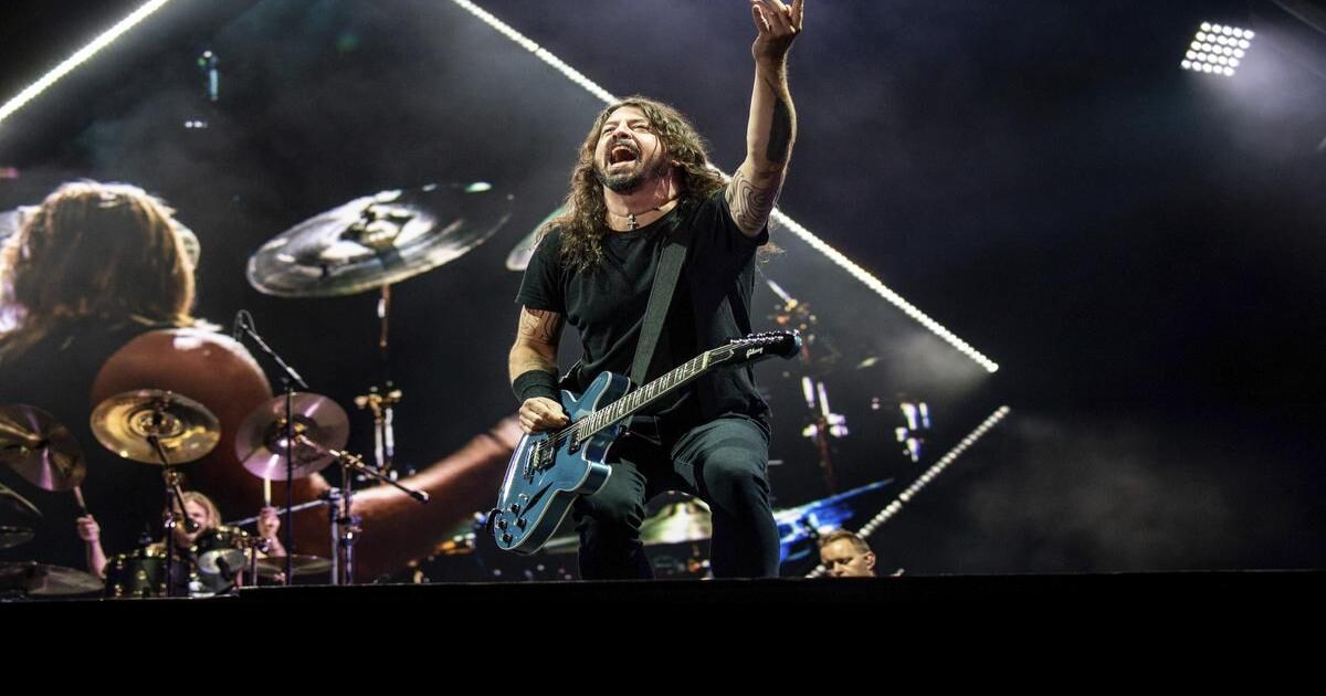 Foo Fighters postpones Edmonton, Calgary shows after Dave Grohl loses voice