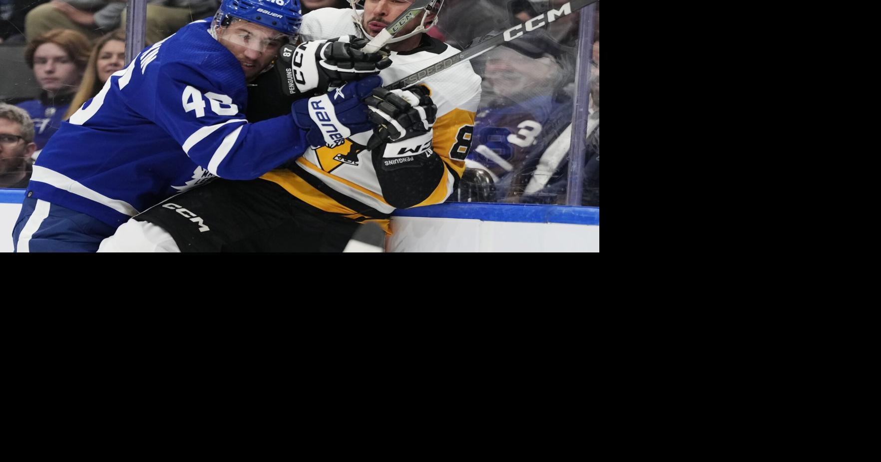 Matthews, Leafs rough up Crosby on night with playoff feel